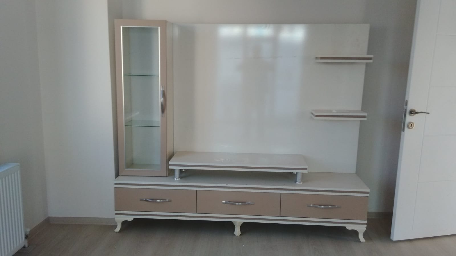 TV Ünitesi